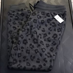 NWT Old Navy black cheetah print jogger